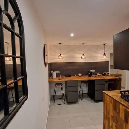 Apt Moderne En Plein Centre-Ville Saint-Claude Extérieur photo